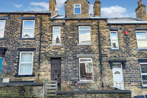 Hough Lane, Bramley, Leeds 4 bed terraced house for sale