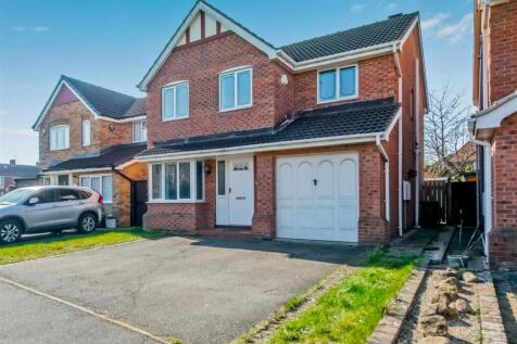 Sandringham Close, Morley, Leeds 4 bed detached house for sale