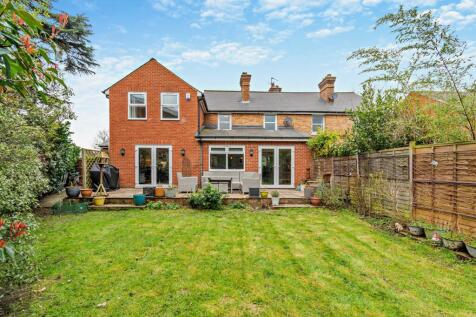 Yeoman Lane, Bearsted, Maidstone 5 bed semi