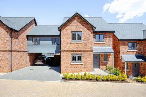 Carlton Way, Bishop's Stortford... 4 bed link detached house for sale