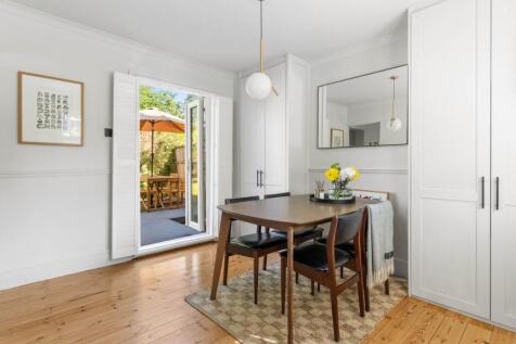 Stort Road, Bishop's Stortford... 2 bed detached house for sale