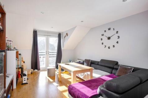Hadham Road, Bishop's Stortford... 2 bed apartment for sale