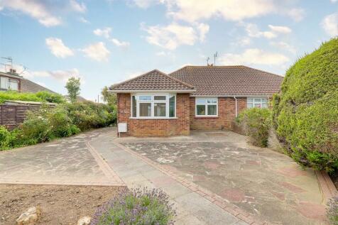 2 bedroom semi-detached bungalow for sale