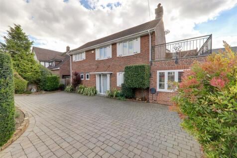 Hillside Avenue, Worthing 5 bed detached house for sale