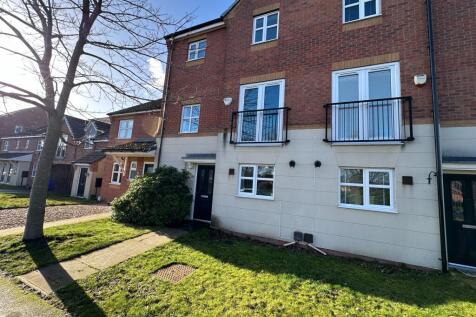 4 bedroom town house for sale