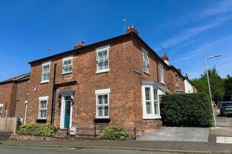 Scalpcliffe Road, Stapenhill... 3 bed semi