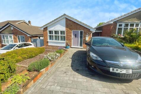 Hawthorn Crescent, Stapenhill... 2 bed bungalow for sale