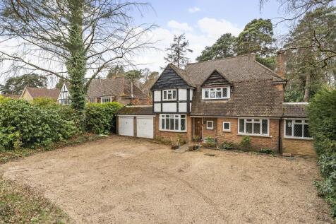 Pyford,  Woking,  GU22 5 bed detached house for sale
