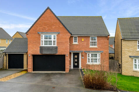 Leeds LS26 4 bed detached house for sale