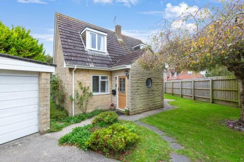 2 bedroom detached house for sale