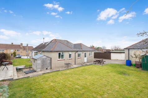3 bedroom bungalow for sale
