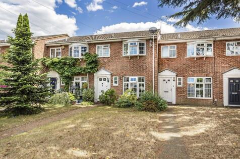 Madeira Road, Surrey KT14 3 bed terraced house for sale