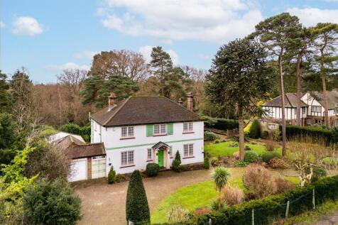 5 bedroom detached house for sale