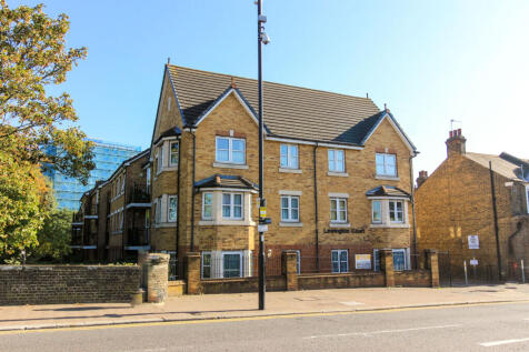 Lewington Court, Hertford Road, EN3 1 bed flat for sale