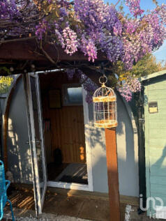 2 bedroom cottage for sale