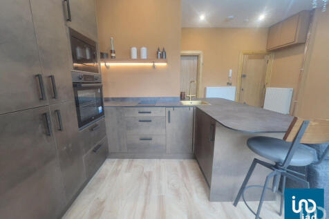 1 bedroom flat for sale