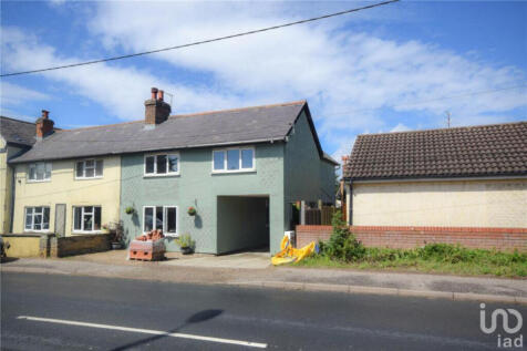3 bedroom semi-detached house for sale