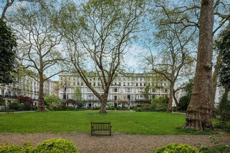 2 bedroom ground floor flat for sale