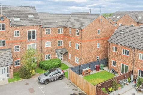 Fernbeck Close, Bolton BL4 2 bed apartment for sale