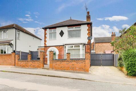 First Avenue, Carlton NG4 3 bed detached house for sale