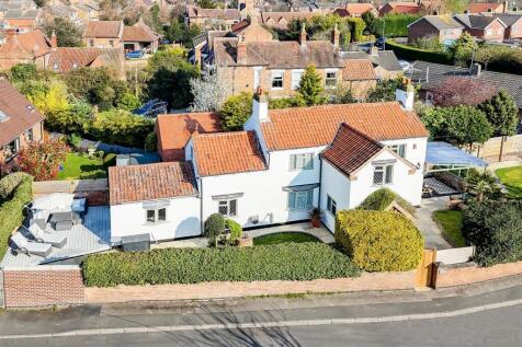 Davids Lane, Gunthorpe NG14 3 bed cottage for sale