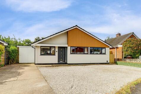 Cherrywood Gardens, Carlton NG3 4 bed detached bungalow for sale