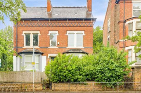 Woodborough Road, Mapperley NG3 4 bed semi