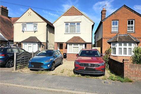 Loop Road, Woking, Surrey, GU22 1 bed apartment for sale