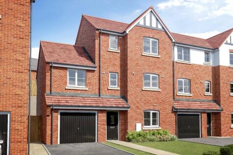 3 bedroom town house for sale