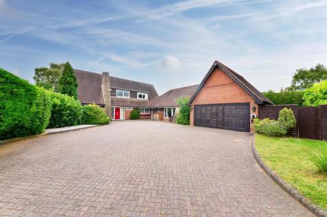 5 bedroom detached house for sale
