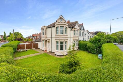 Moughland Lane, Runcorn WA7 4 bed semi