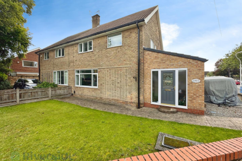 South Street, Cottingham HU16 3 bed semi