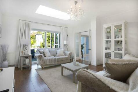 2 bedroom bungalow for sale
