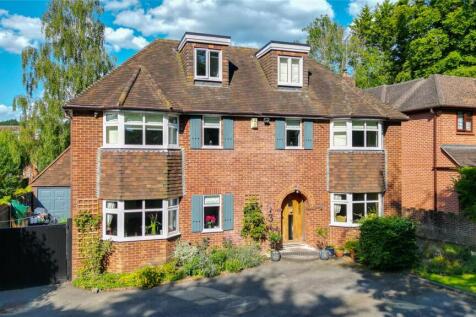 Reading Road, Berkshire RG41 5 bed detached house for sale