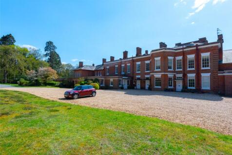 Church Road, Reading RG7 5 bed apartment for sale
