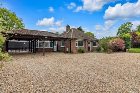 School Road, Necton 3 bed detached bungalow for sale