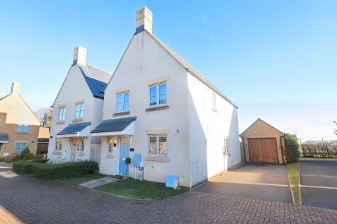 Merlin Close, Cheltenham GL54 4 bed detached house for sale