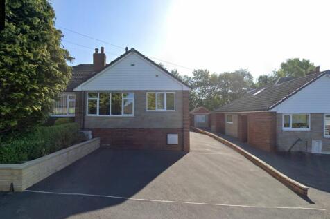 4 bedroom semi-detached bungalow for sale