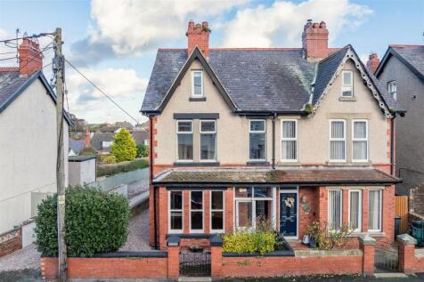 5 bedroom semi-detached house for sale