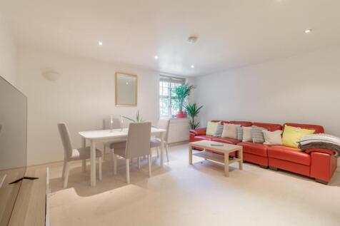 Heathview Court, 20 Corringway... 2 bed flat for sale