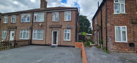 2 bedroom maisonette for sale