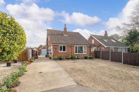3 bedroom detached bungalow for sale