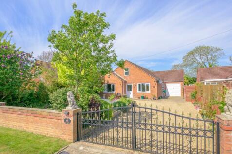 Station Road, Thorpe St Peter PE24 3 bed detached bungalow for sale