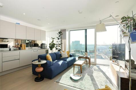 Brigadier Walk, Woolwich SE18 2 bed apartment for sale