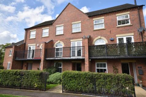 Kinross Road, Sleaford 4 bed terraced house for sale