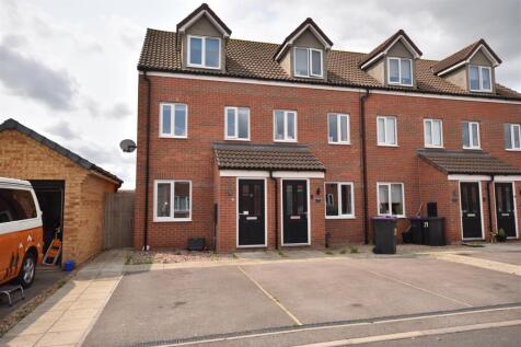 Snow Close, Holdingham 3 bed end of terrace house for sale