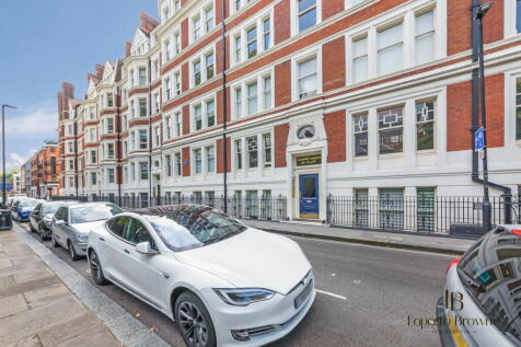 Ridgmount Gardens, WC1 2 bed apartment for sale