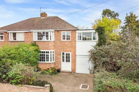 Miller Way, Brampton, Huntingdon. 4 bed semi