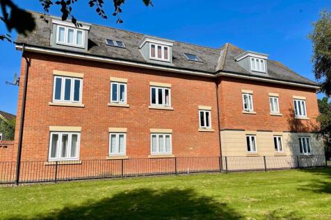 Bourneys Manor Close, Willingham... 1 bed flat for sale