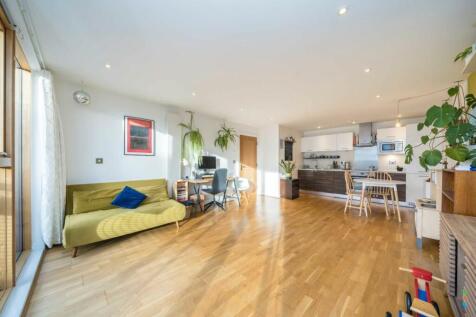 Lea Bridge Road, London E5 1 bed flat for sale